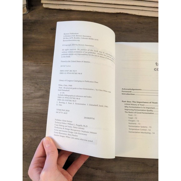 Brewing Elements Ser.: Yeast : The Practical Guide to Beer Fermentation by Jamil - Picture 4 of 12